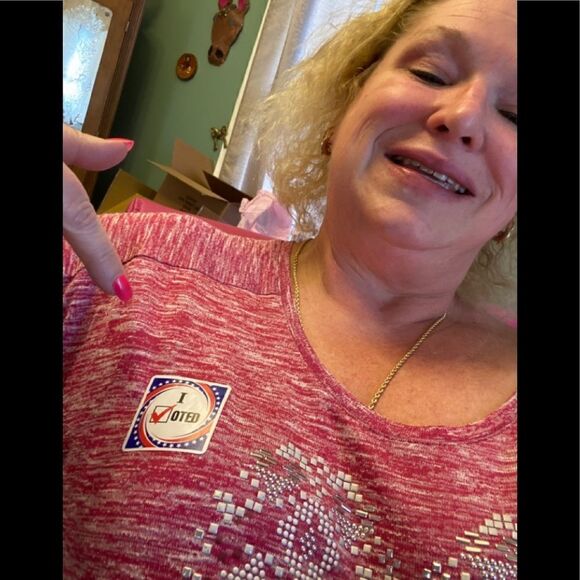 Follow me & I will follow you! 🤩🤪🥳 ' - Picture 4 of 15